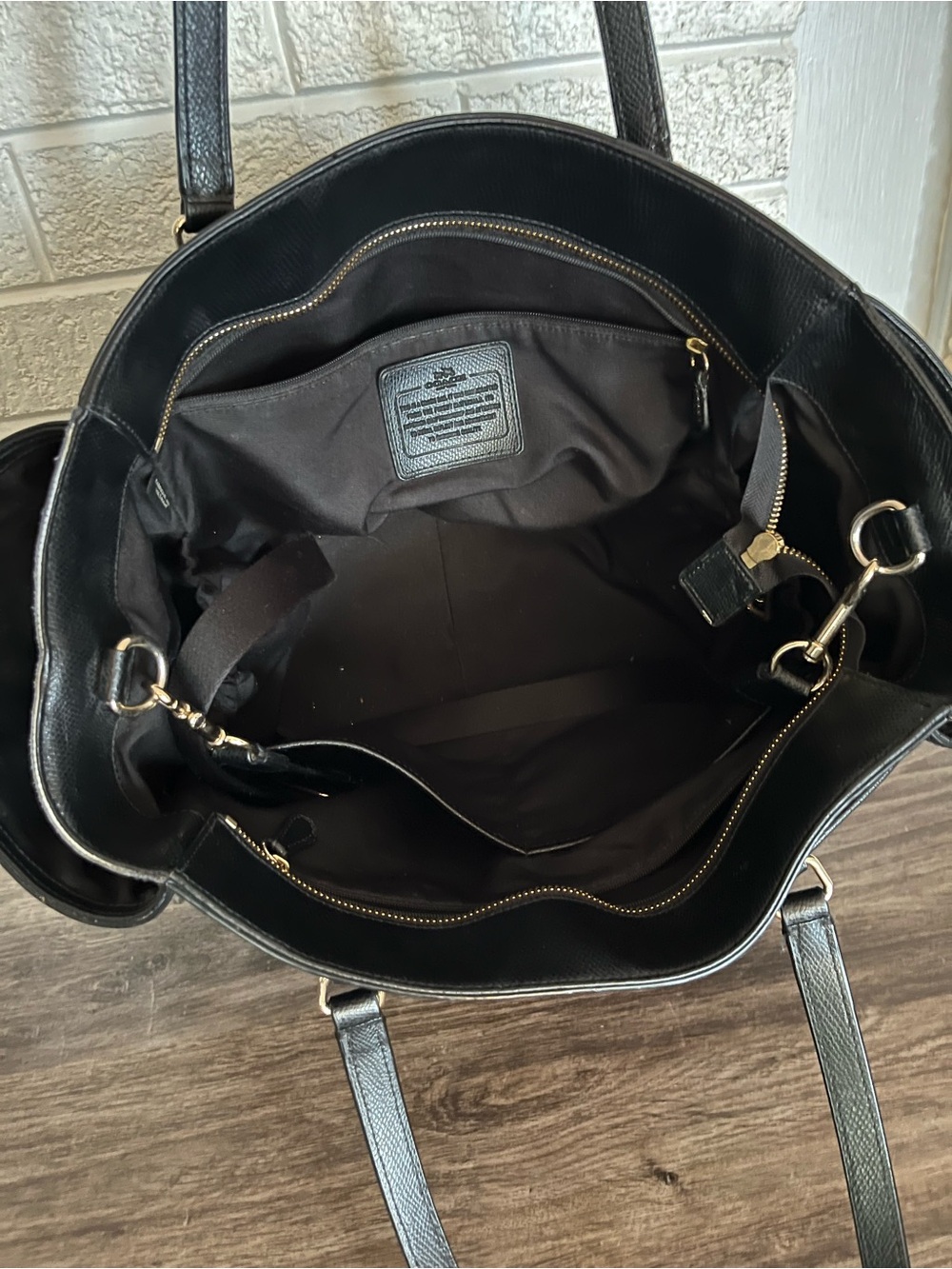 COACH black leather carryall tote bag / baby bag - Picture 7 of 10